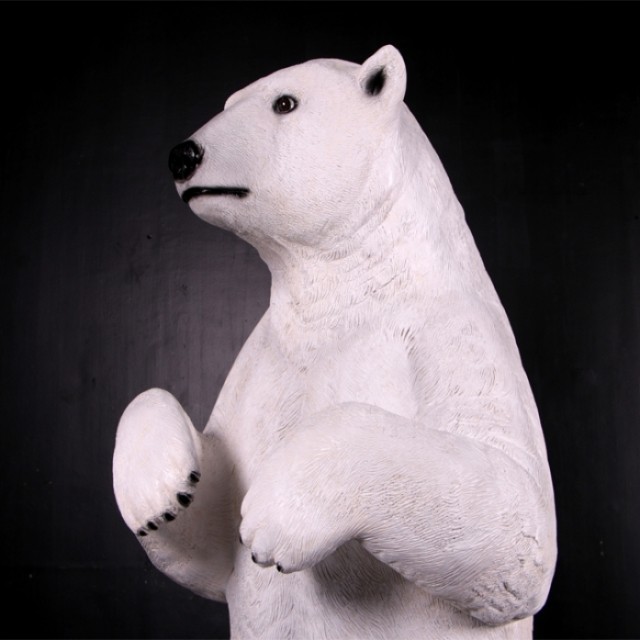 북극 곰 조형물 장식인형